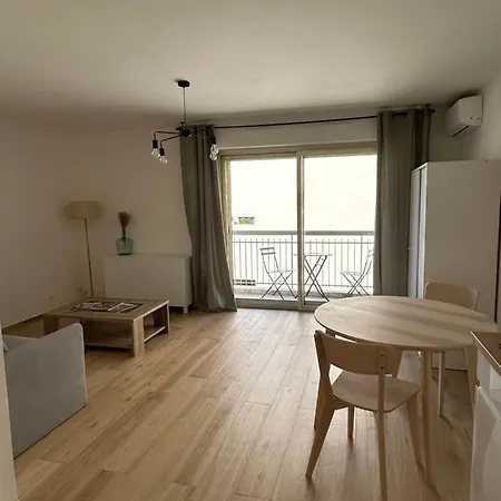 Magnifique Cosy, A Juan Les Pins Avec Parking Апартаменти