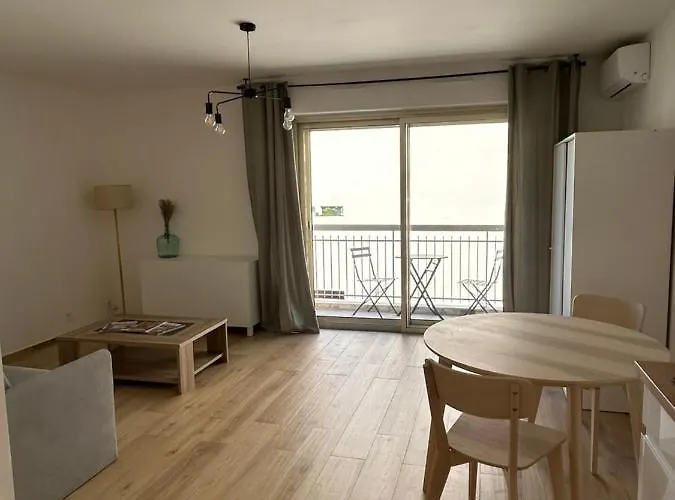 Magnifique Cosy, A Juan Les Pins Avec Parking Апартаменты